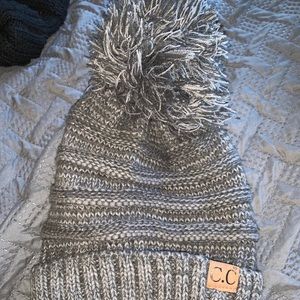 Grey slouchy Pom CC beanie